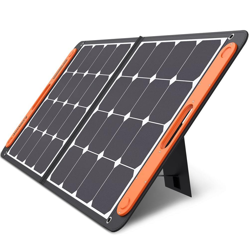 Jackery Solar Generator 1500 (Jackery 1500 + 2 X SolarSaga 100W)